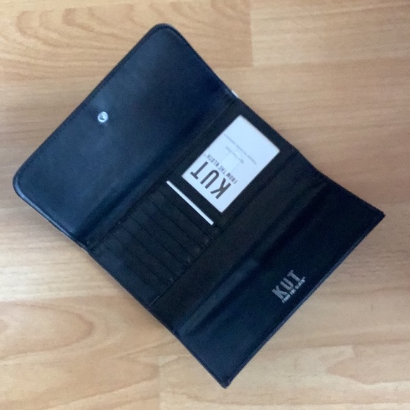 KUT From The Kloth Wallet - Picture 2 of 2